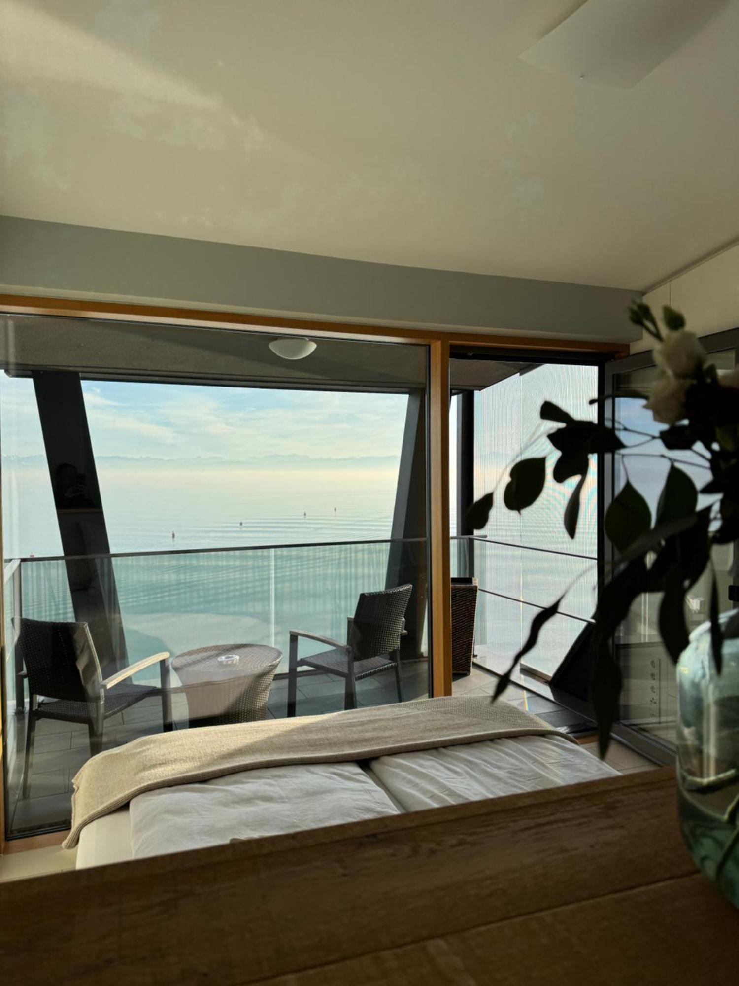 Penthouse Am See Friedrichshafen Exterior foto